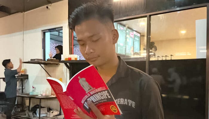 Merdeka, tetapi Masa Bodoh?